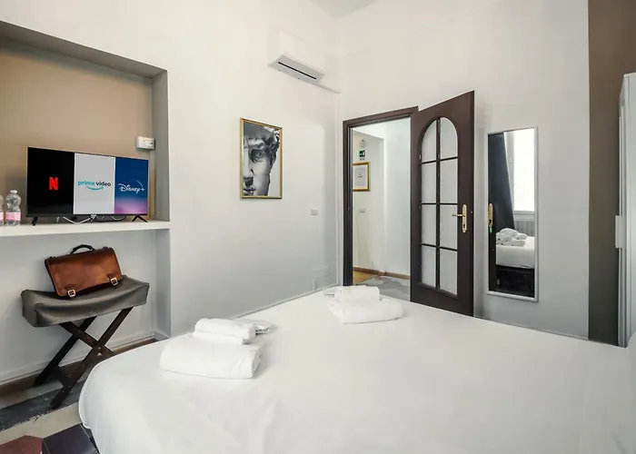 Art Deluxe - Vatican Apartment